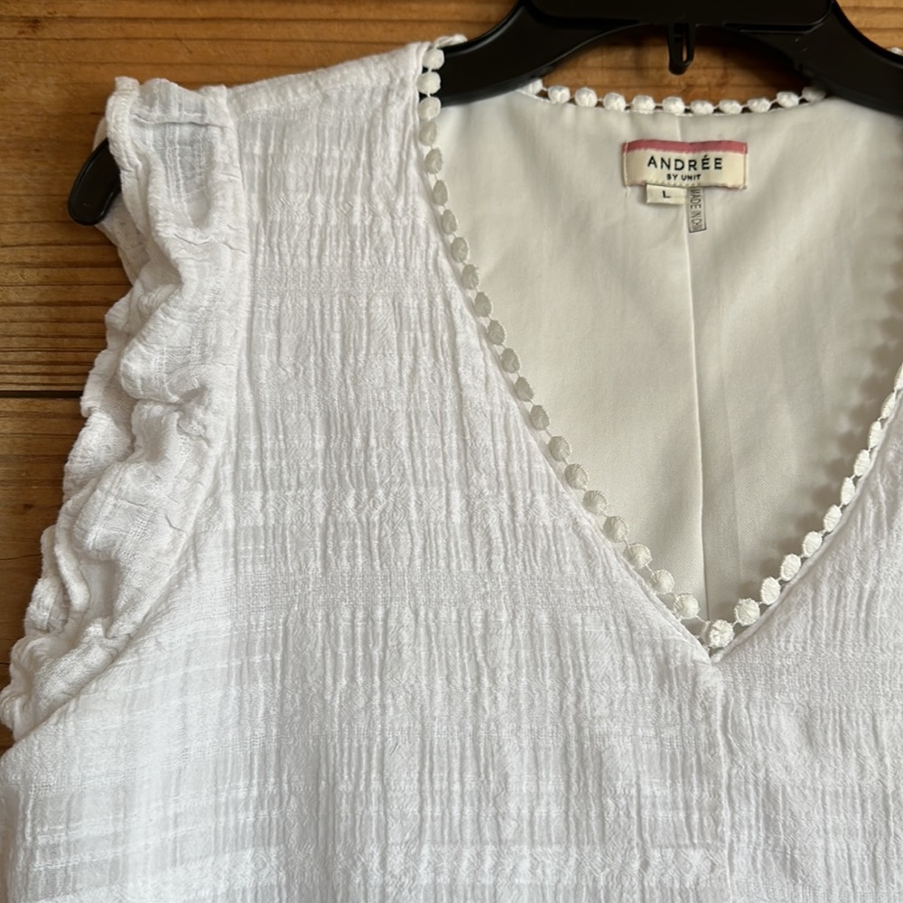 Andree By Unit White Flutter Sleeve Top - image 2